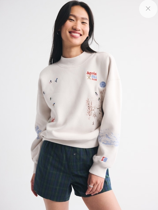 Abercrombie & Fitch Tops - Abercrombie and fitch Apres Ski destination vintage crew neck Sweater